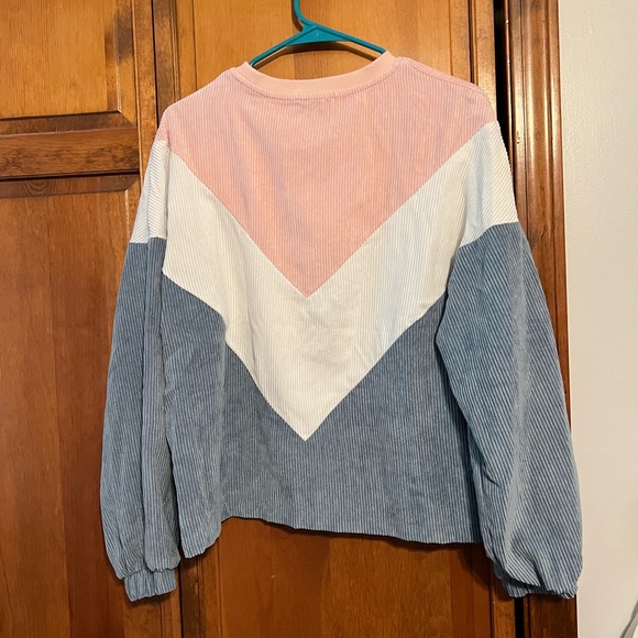 Shein color block sweater size small pink, blue and white - Picture 3 of 3